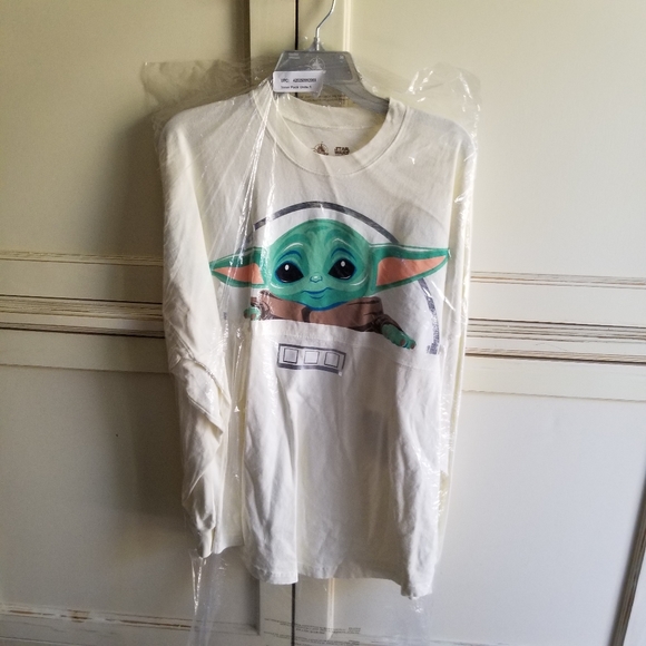 ✴LAST ONE✴ NWT-Mandalorian The Child Spirit Jersey - Picture 5 of 10